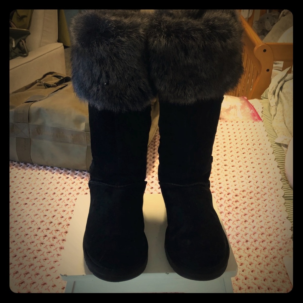 Comfy and Stylish Faux Fur UGG Boots